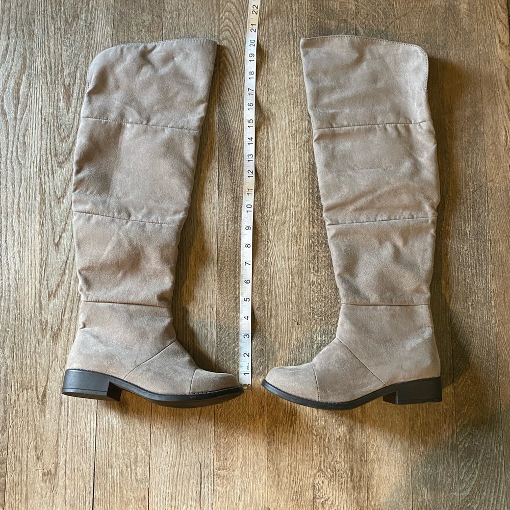 American Eagle Size 5 Women’s Boots Heeled Boots